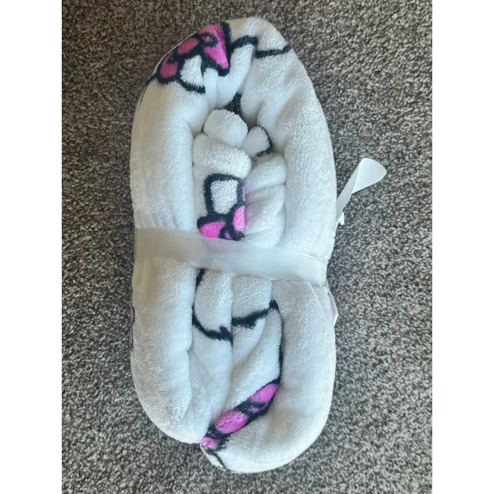Hello Kitty Silk Touch Throw Blanket 60” x 70” Super Soft Pink White